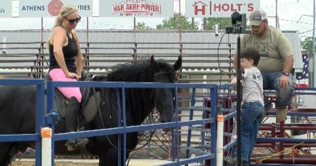 Limestone County rodeo returns, supporting local sheriff's office ...