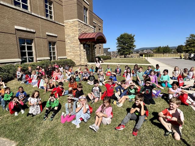 Goldsmith-Schiffman first graders find excitement for the atmosphere ...