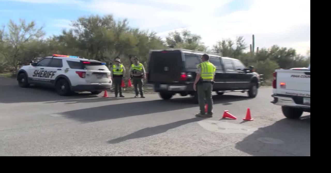 Arizona Police arrive back in Nancy Guthrie's neighborhood