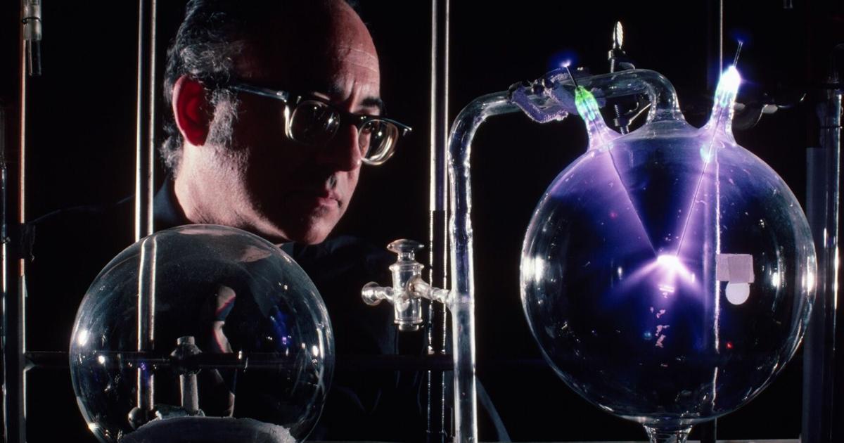 Scientists redid an experiment that showed how life on Earth could have started. They found a new possibility | News Scientists redid an experiment that showed how life on Earth could have started. They found a new possibility | News