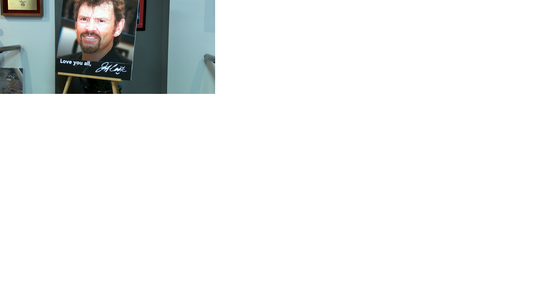 'Alabama' band member Teddy Gentry shares memories of lifelong friend and bandmate, Jeff Cook | News | waaytv.com