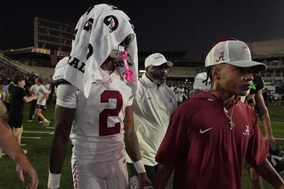 AP Top 25: Texas returns to No. 1, Alabama drops to No. 7 after upsets force reshuffling of rankings
