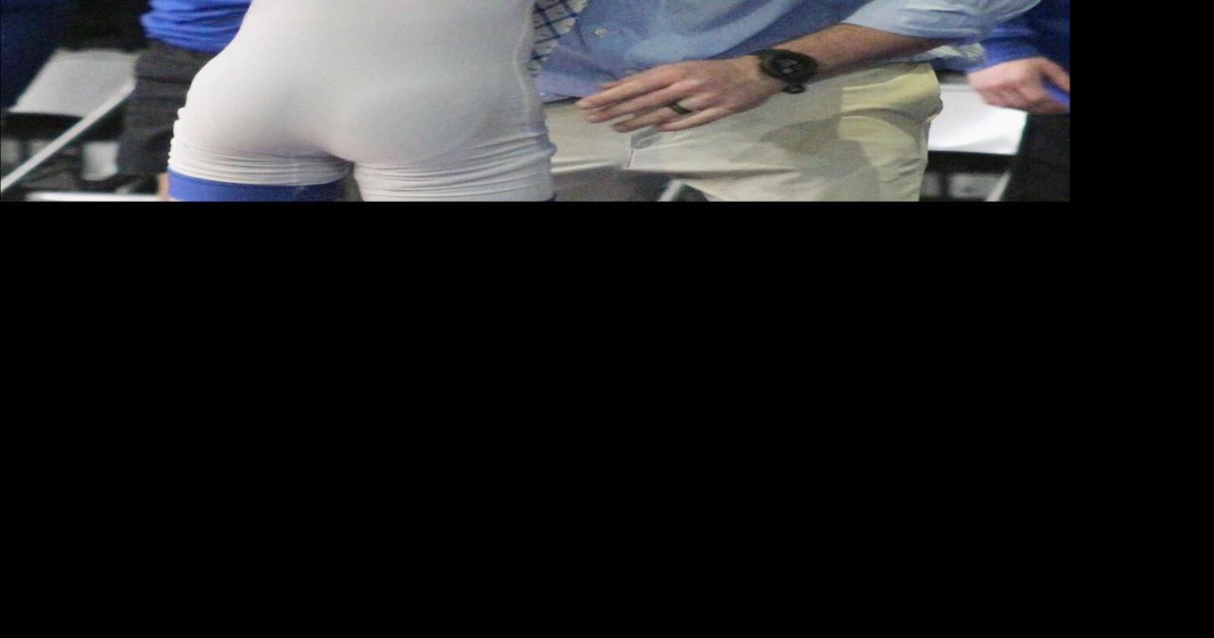 Arab defeats Hayden to Claim AHSAA 5A Duals Title