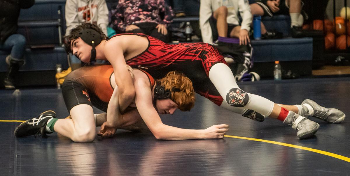 Wrestling Pins Second Straight League Title, Sandwich Sports