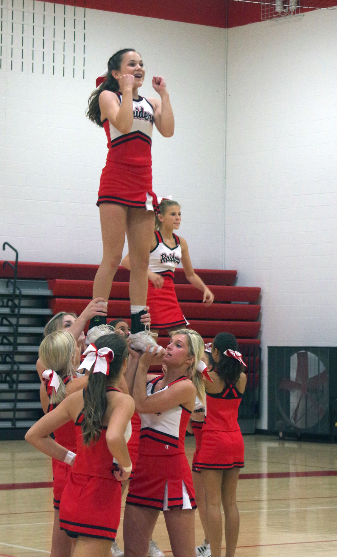 cheer 14.jpg
