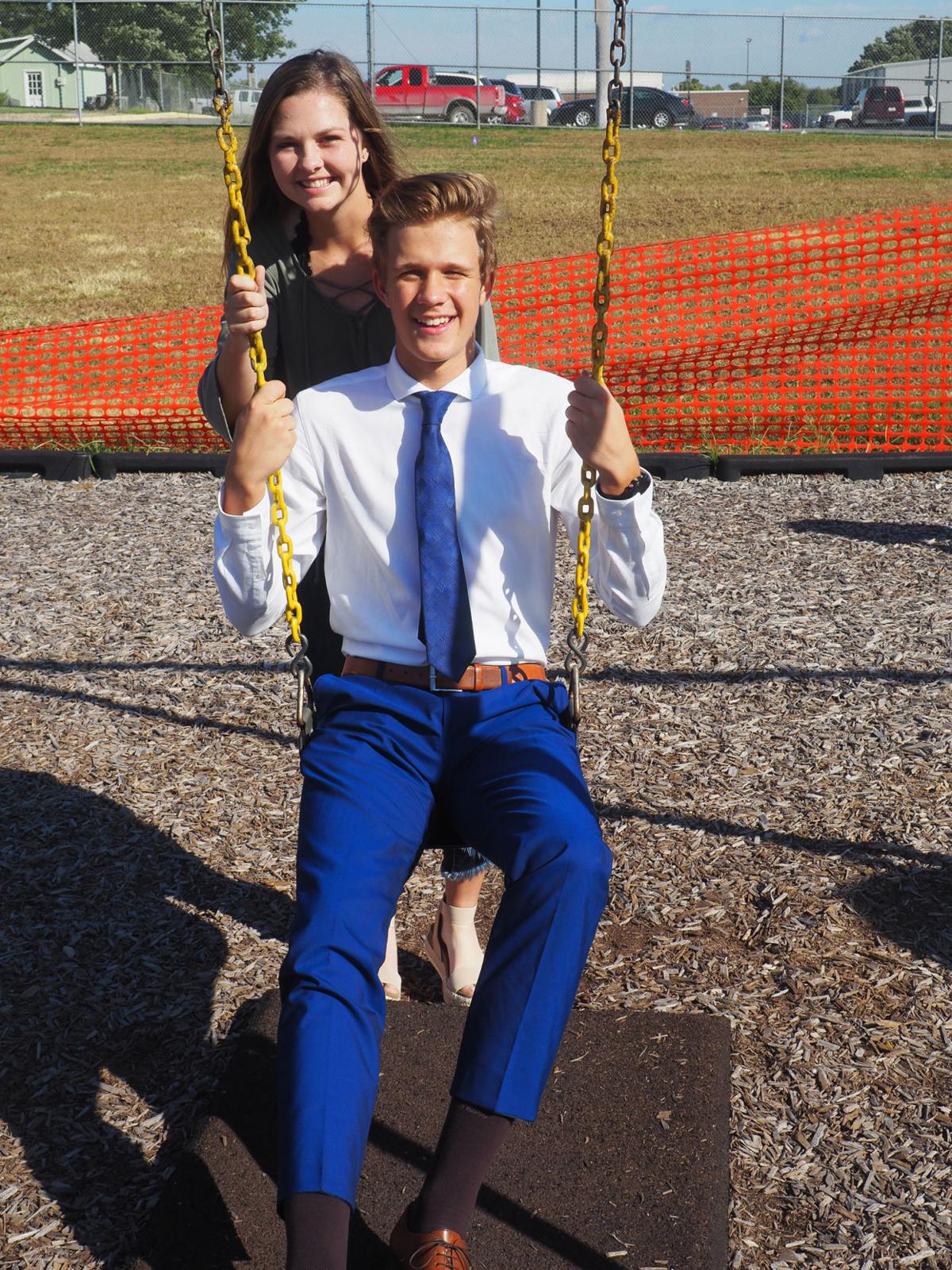 swing - Caitlin, Janis.jpg