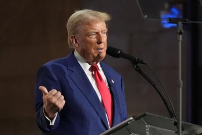 Thẩm phán hoãn tuyên án Donald Trump trong vụ án tiền bịt miệng cho đến sau cuộc bầu cử tháng 11 | Quốc gia | wandtv.com