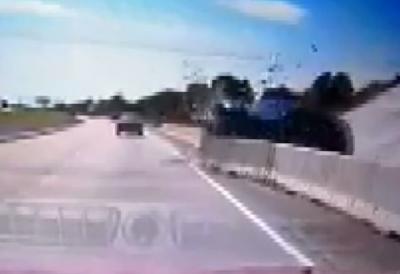 DUI crash - Bradley Avenue bridge