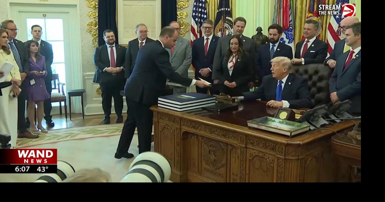 President Trump signs executive order on retirement savings accounts