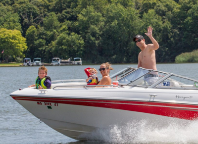 Lake Lou Yaeger boaters