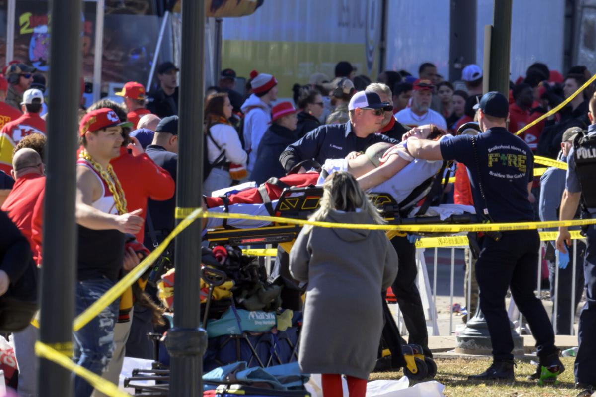 A teenager faces a new felony charge over the shooting at the Chiefs' Super  Bowl celebration | National | wandtv.com