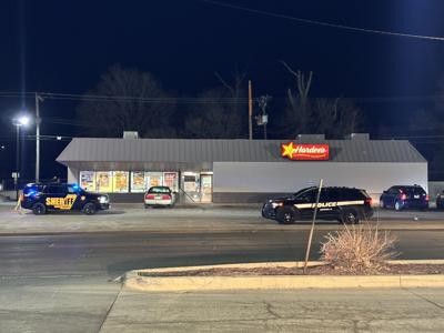 Police respond to Decatur Hardee's