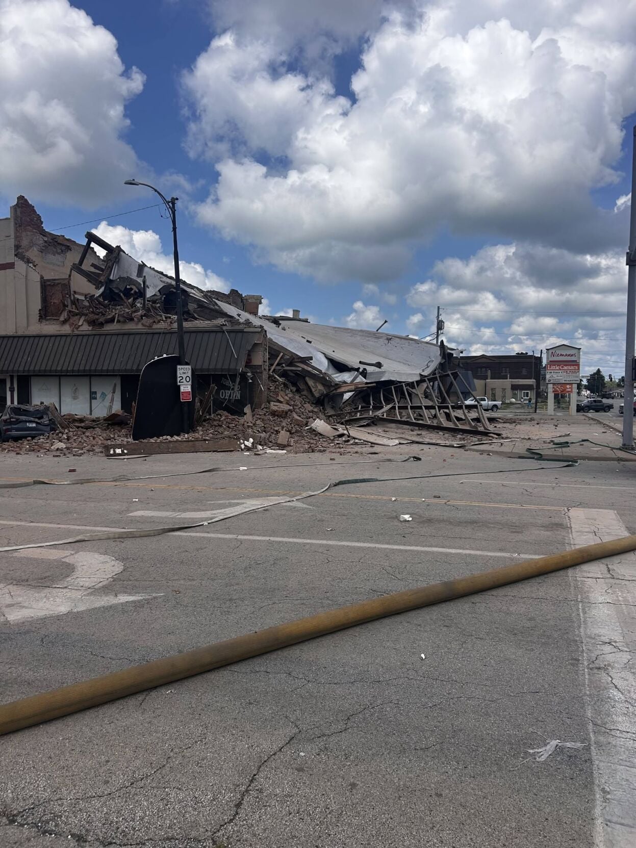 Mattoon building collapse 1