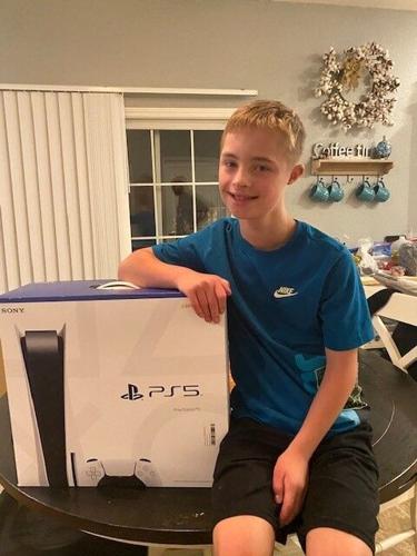 Drew and PS5