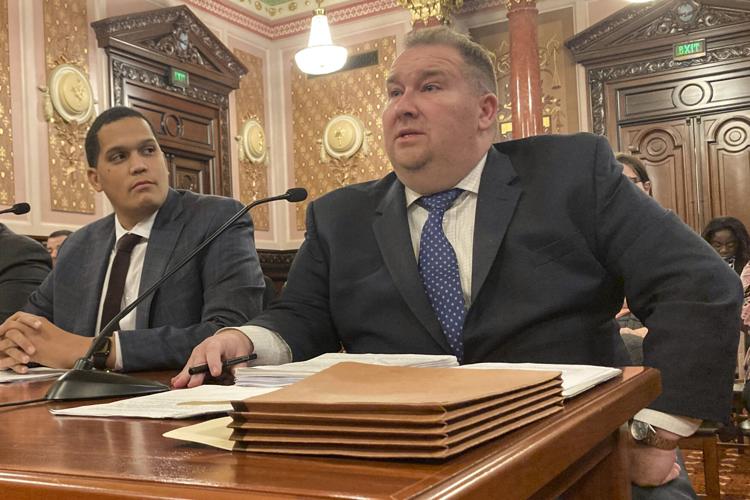 Illinois State Senator Dies