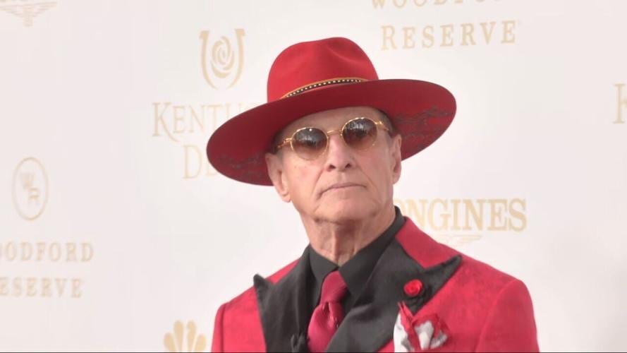 Derby 152 red carpet