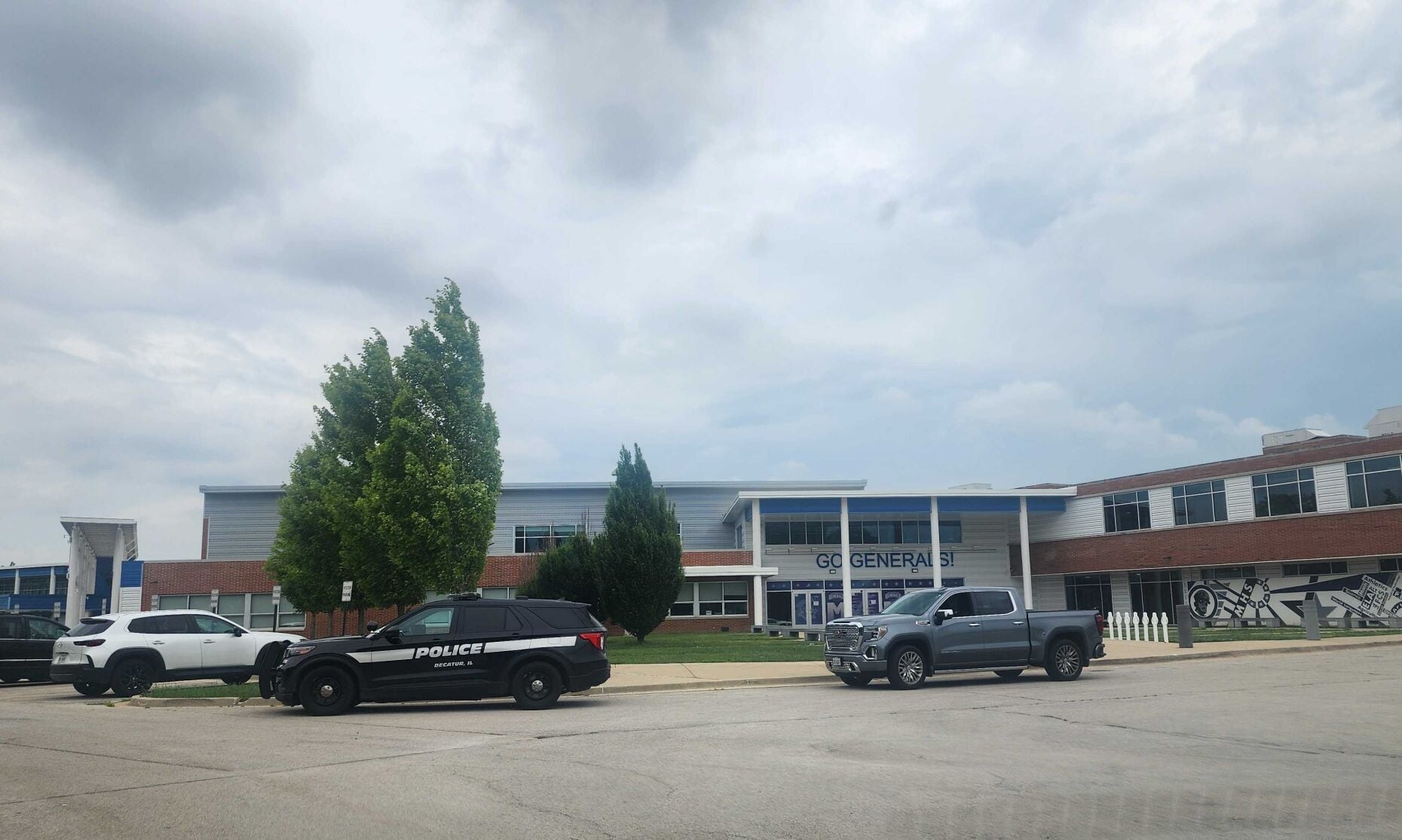 MacArthur high school incident