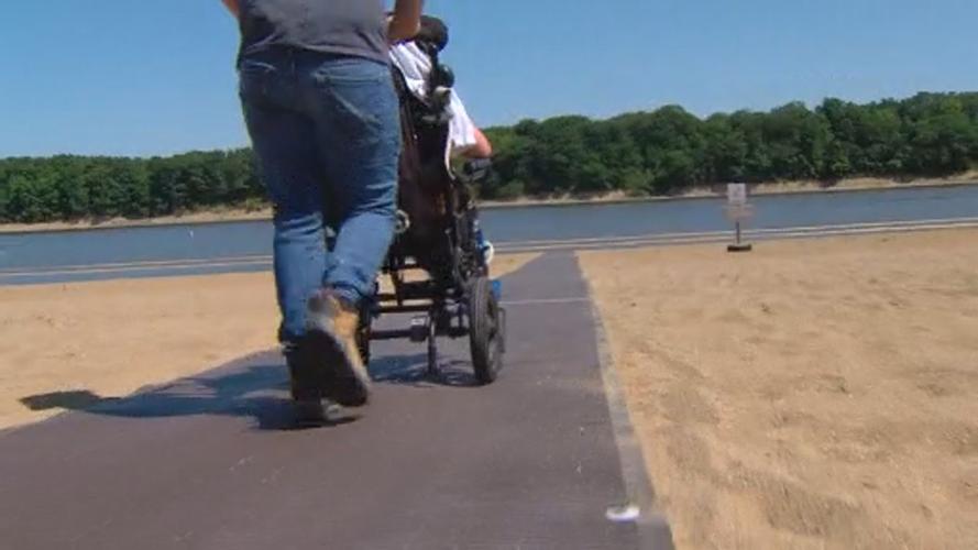 beach mat, lake shelbyville.jpg
