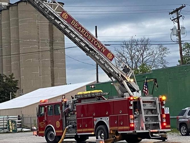 3 firefighters, 1 resident hurt in Beardstown apartment fire Top