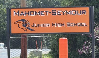 Sign For Mahomet-Seymour School District Jr. HIgh