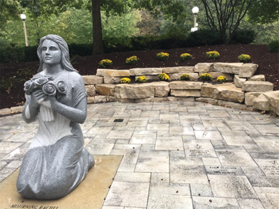 Shining Light Memorial at Carle Foundation Hospital