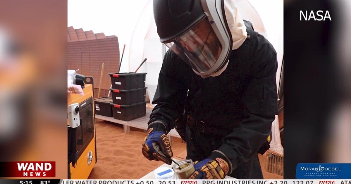 Springfield doctor completes year-long NASA mission | News | wandtv.com