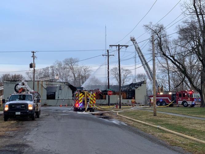 Lincoln yellow cab fire