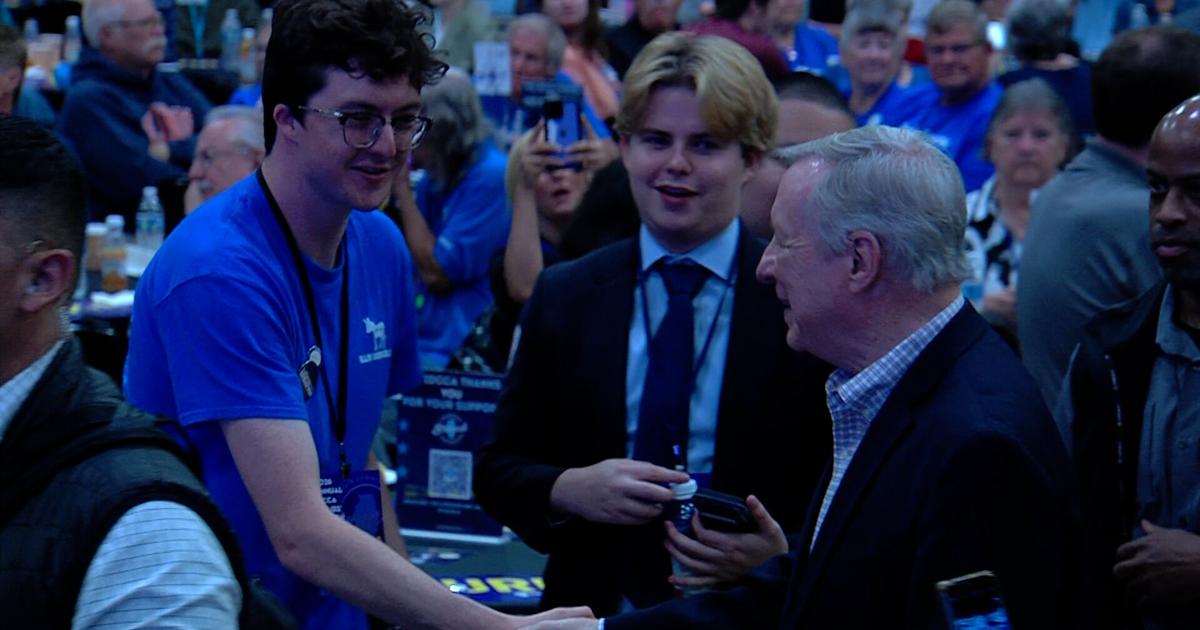 Democrats bash Trump, celebrate Durbin during Governor's Day at Illinois State Fair