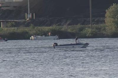 Coroner: Men died from drowning on Lake Springfield