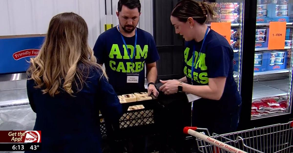 ADM Decatur volunteers help pack Thanksgiving food boxes at Northeast ...