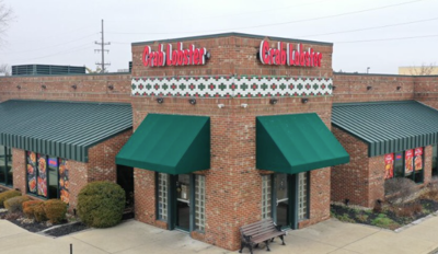Former Crab Lobster building in Forsyth