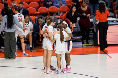 WBB Illinois vs Wisconsin