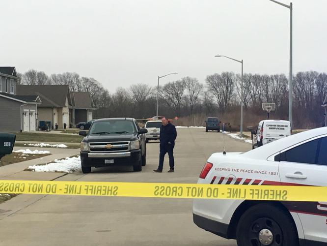 3 people, 1 dog die in plane crash