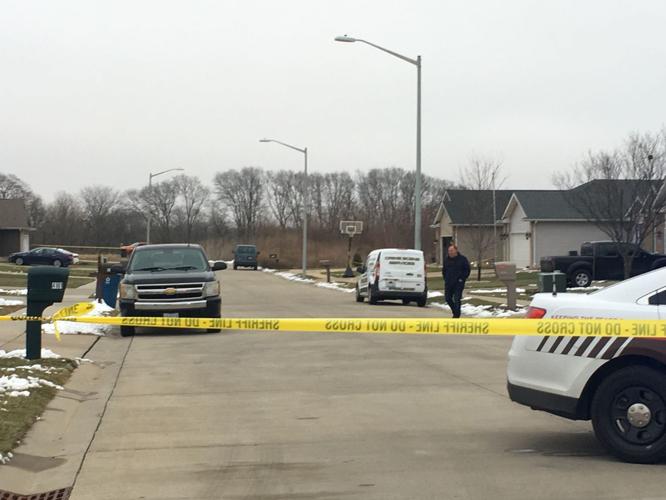 3 people, 1 dog die in plane crash