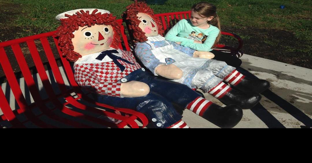 Raggedy Ann Gets Arcola Statue Top Stories