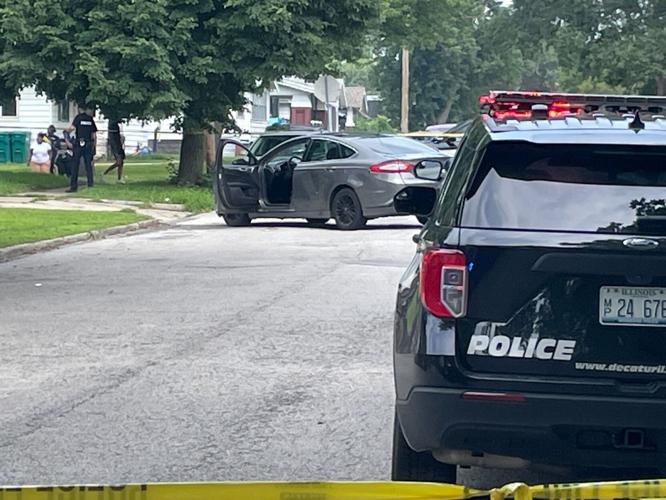 Shots fired on Woodford and Walnut in Decatur