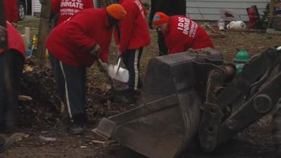Illinois prison inmates help clean up tornado destruction