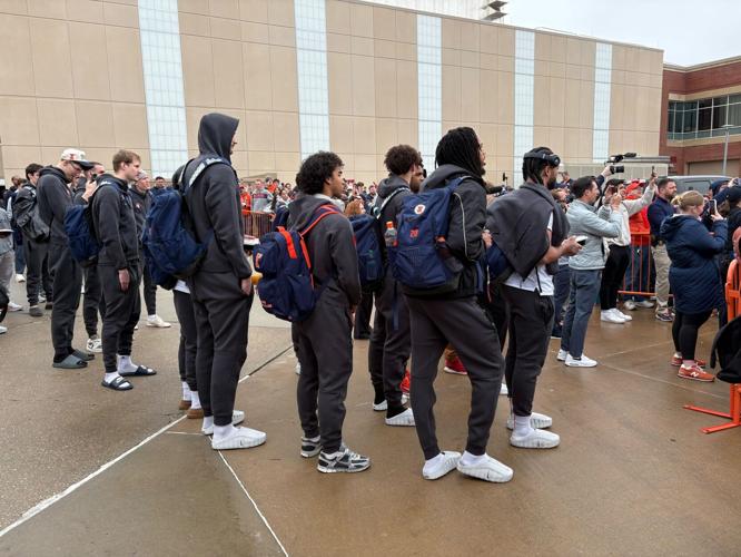 ILLINI Send Off