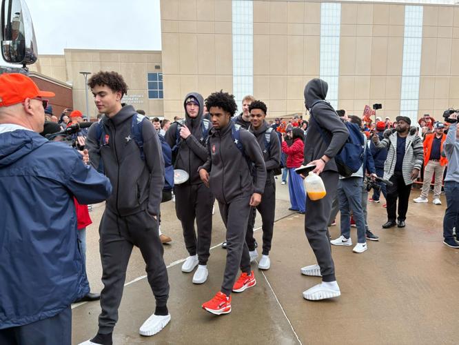 ILLINI Send Off
