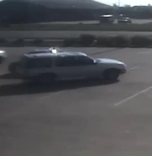 Employee zip-tied during store robbery