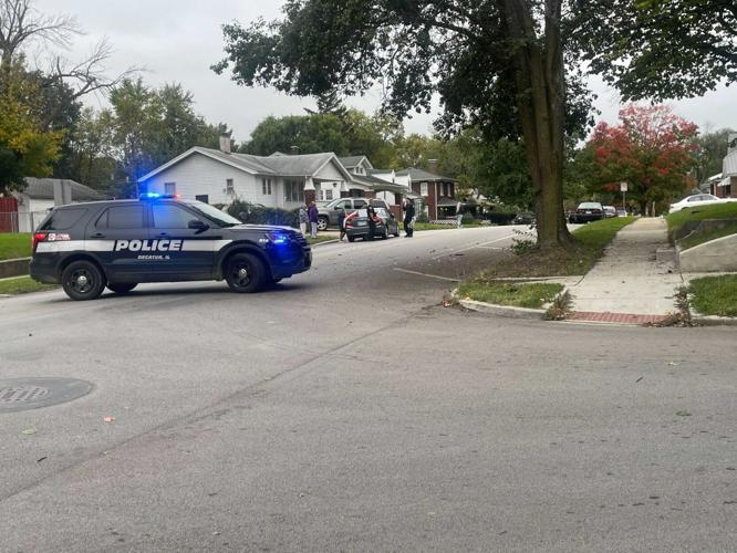 Wood and 20th crash 2, Decatur