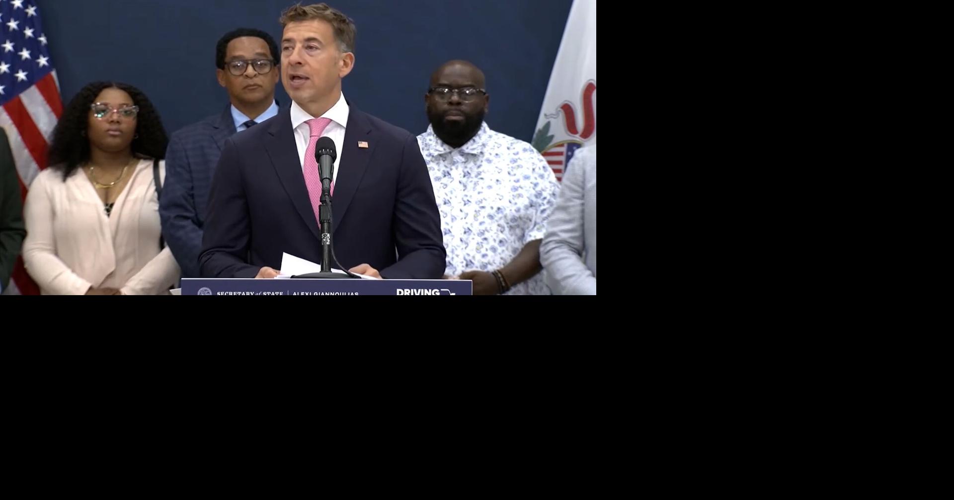 Giannoulias, advocates call on Pritzker to sign auto insurance reform plan