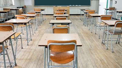 Empty Classroom school education (GG)