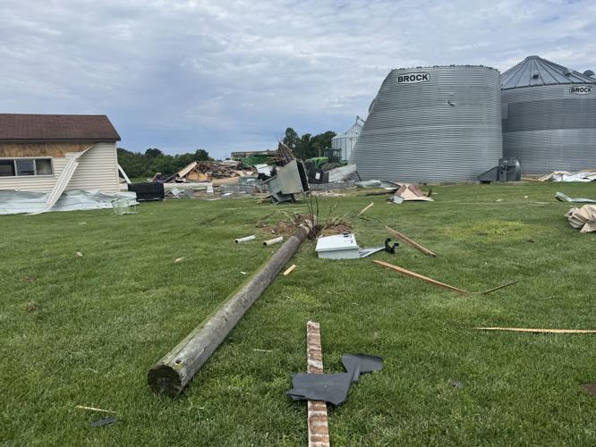 Power pole down at Beecher City farm
