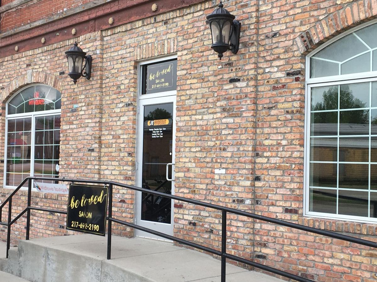 Blue Mound bar hosts 'anticorona party' despite governor's order