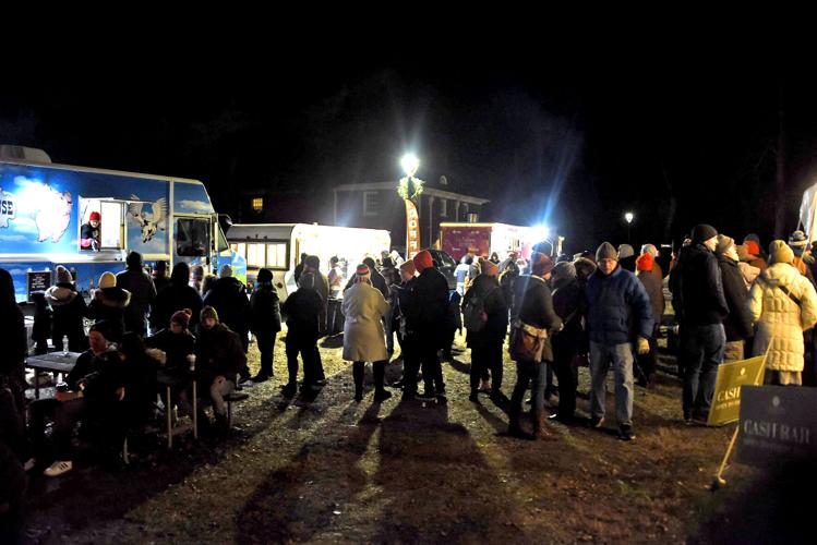 Food trucks draw crowds at Winter Solstice event