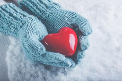 Gloves, heart
