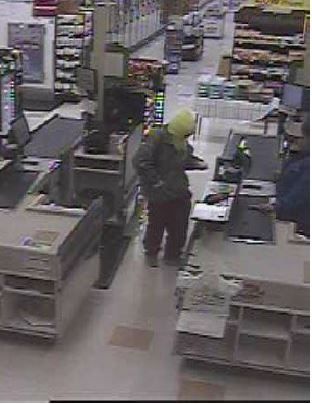 Police: Robber stole cash drawer at knifepoint