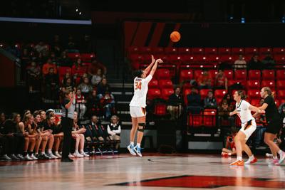 Illinois WBB  vs. Le Moyne
