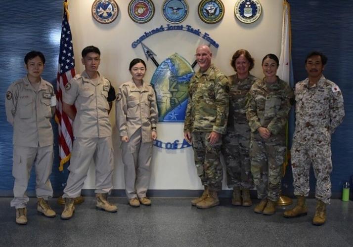 Illinois Guard 3.jpg